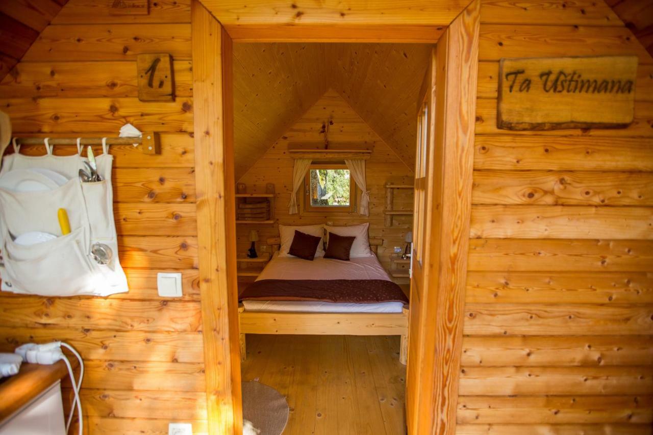 Glamping Organic Farm Slibar Villa Trzic Exterior photo